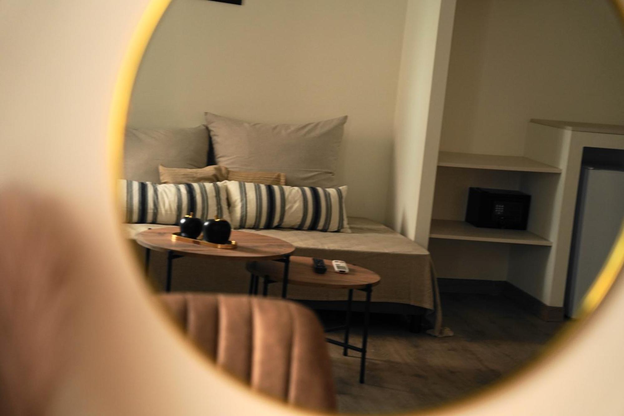 Aegean Gold Syros Suites Ermoupoli Exterior photo